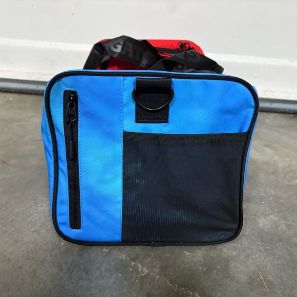 BNIB Gatorade Duffel Bag - Picture 4 of 7